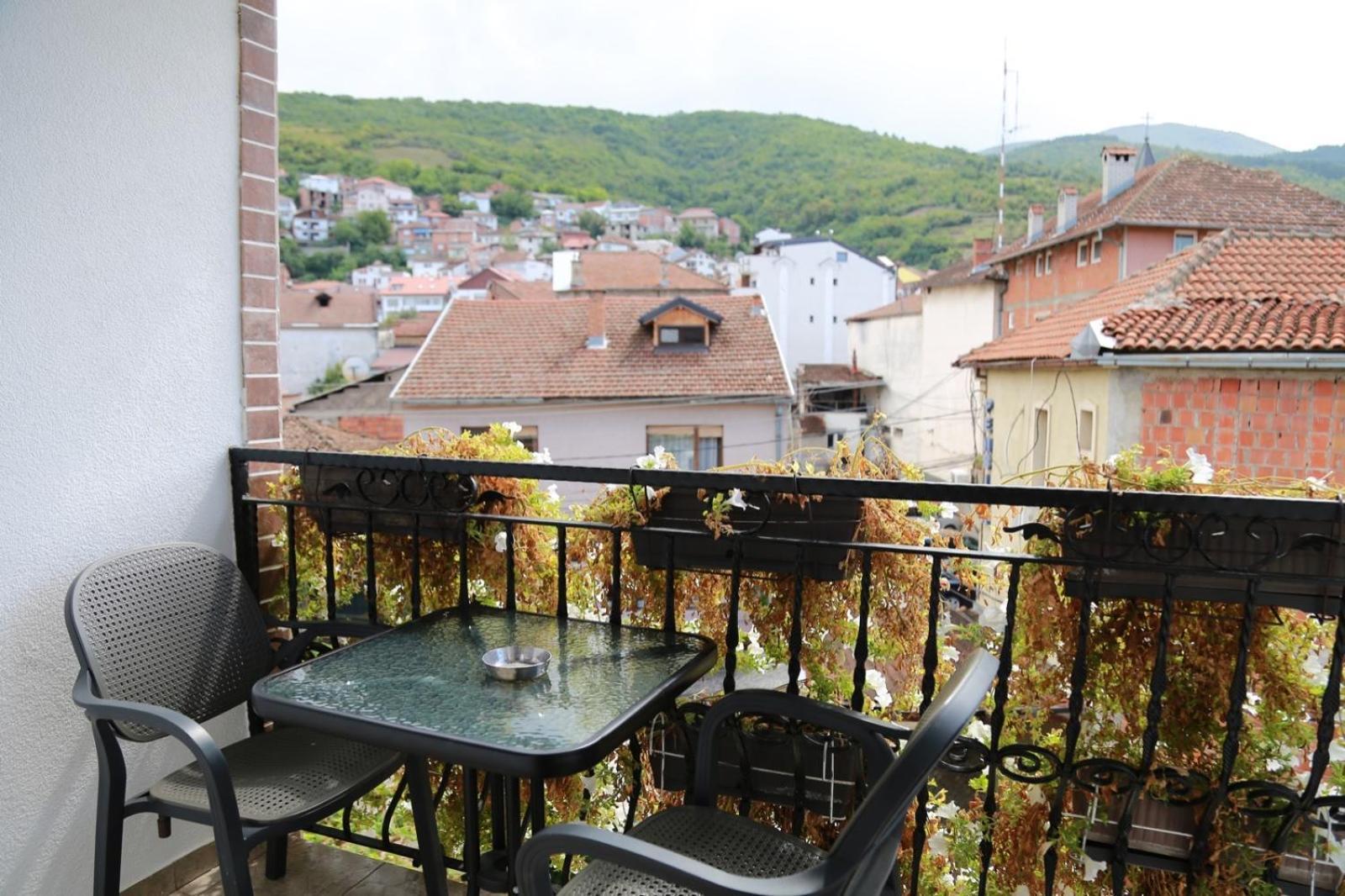 Hotel Venisi Призрен Экстерьер фото