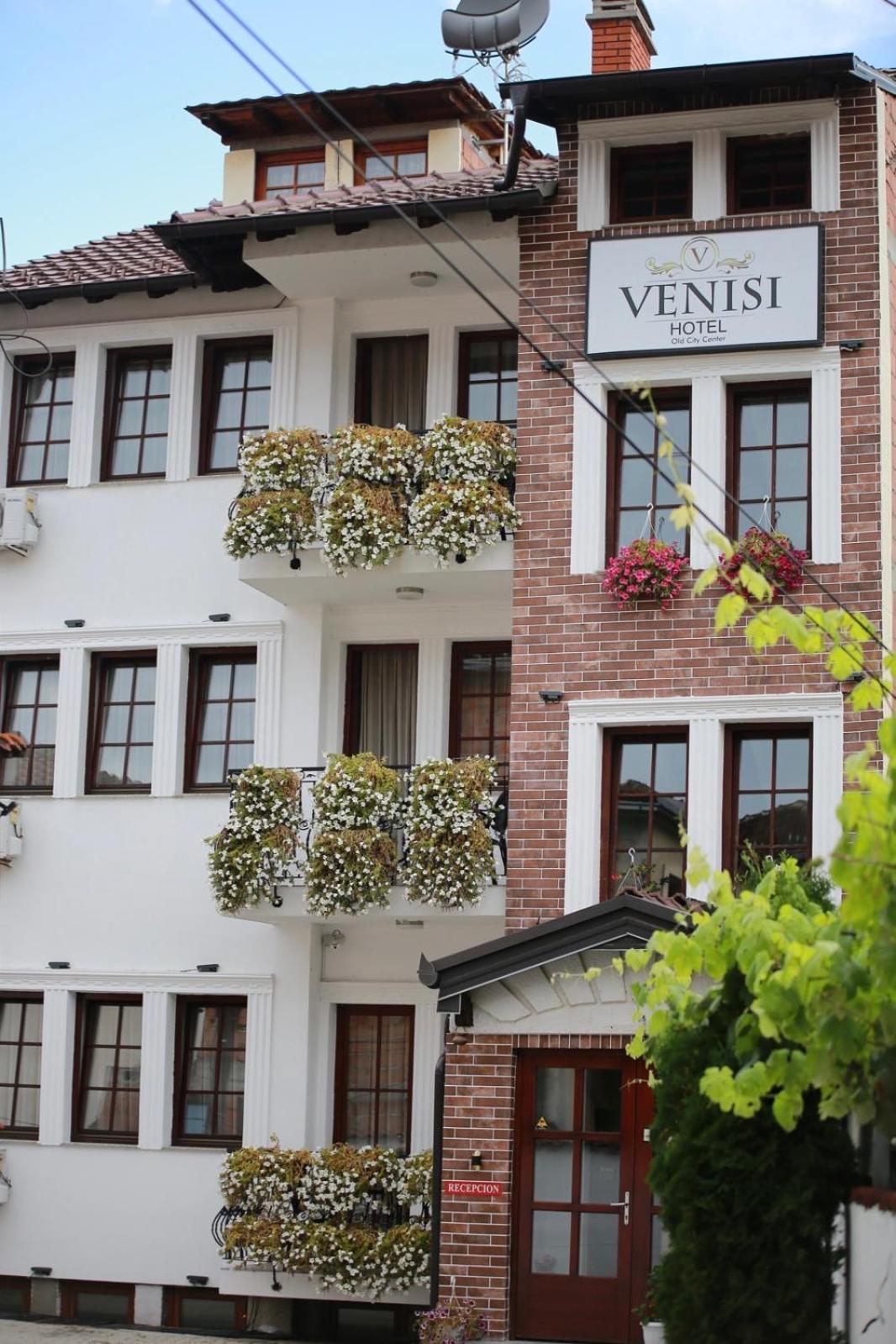 Hotel Venisi Призрен Экстерьер фото
